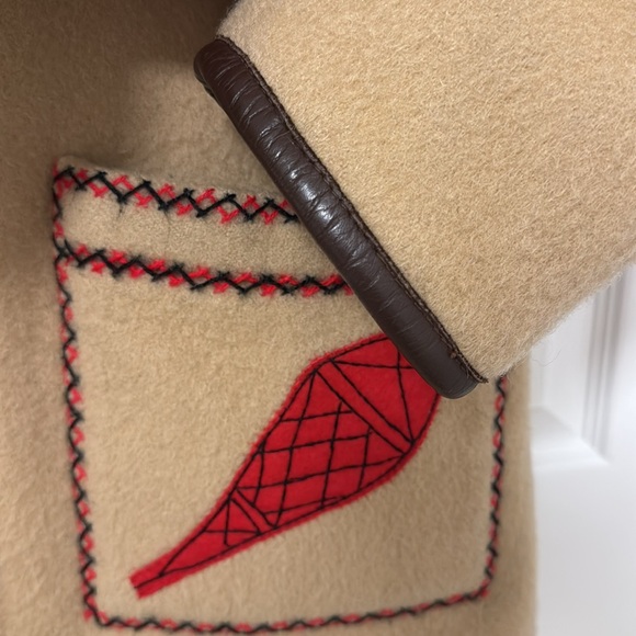 Vintage 1970’s James Bay Wool Coat w/Fur Hood & Leather Trim - Picture 3 of 12